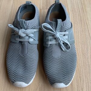 UGG 8.5 Grey Shoes